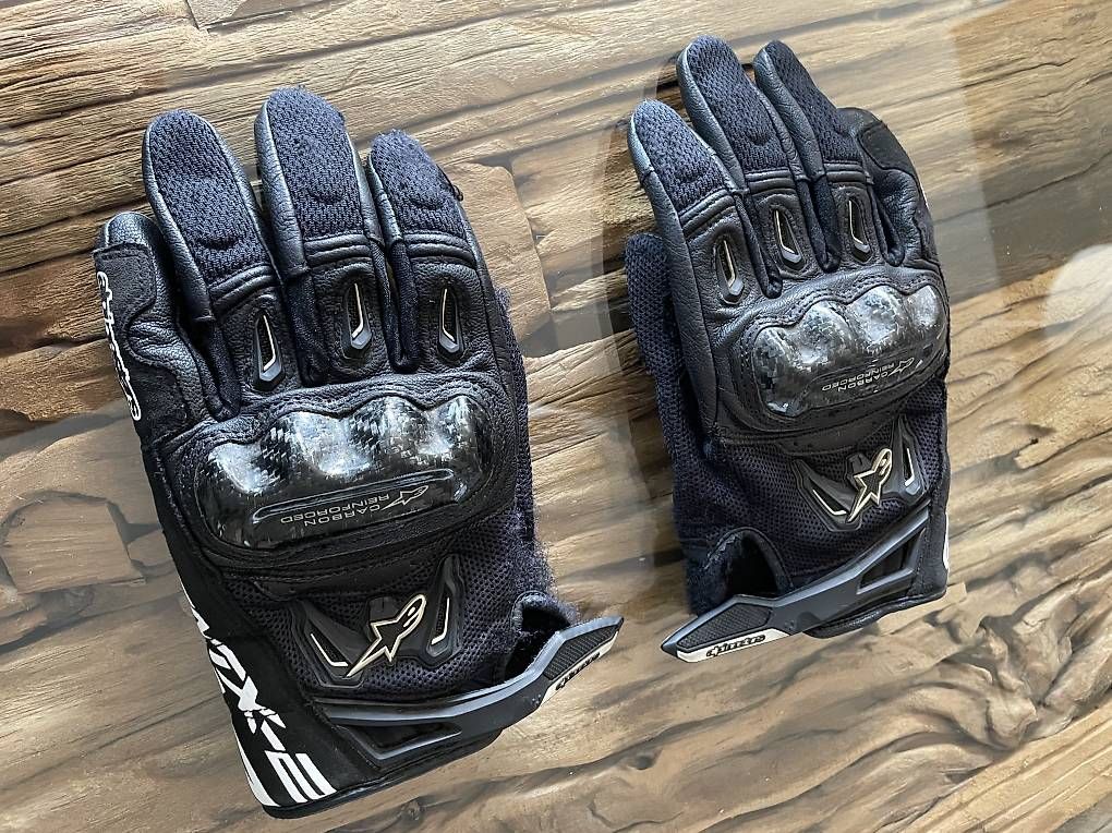 Altri accessori da uomo: Alpinestars Motorradhandschuhe mit Carbon  Grösse M – Usato da Hitzkirch venduto da DM_7
