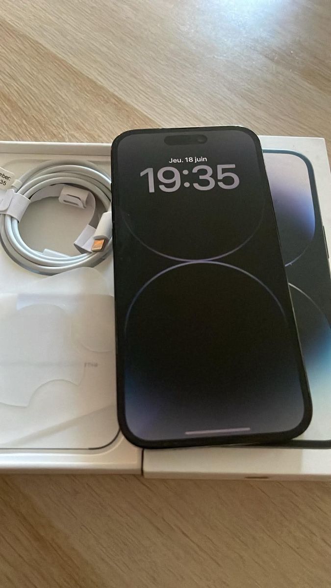 Apple Portables: iPhone 14 Pro 256gb – D'occasion à Biel/Bienne par ML31 2