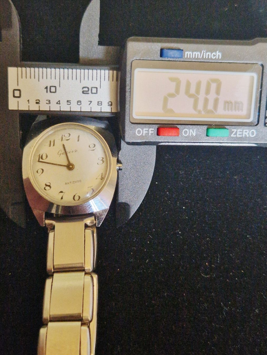 Uhren: Montre Geneve Antichoc – Defekt aus Undervelier von Tufitufi7 6