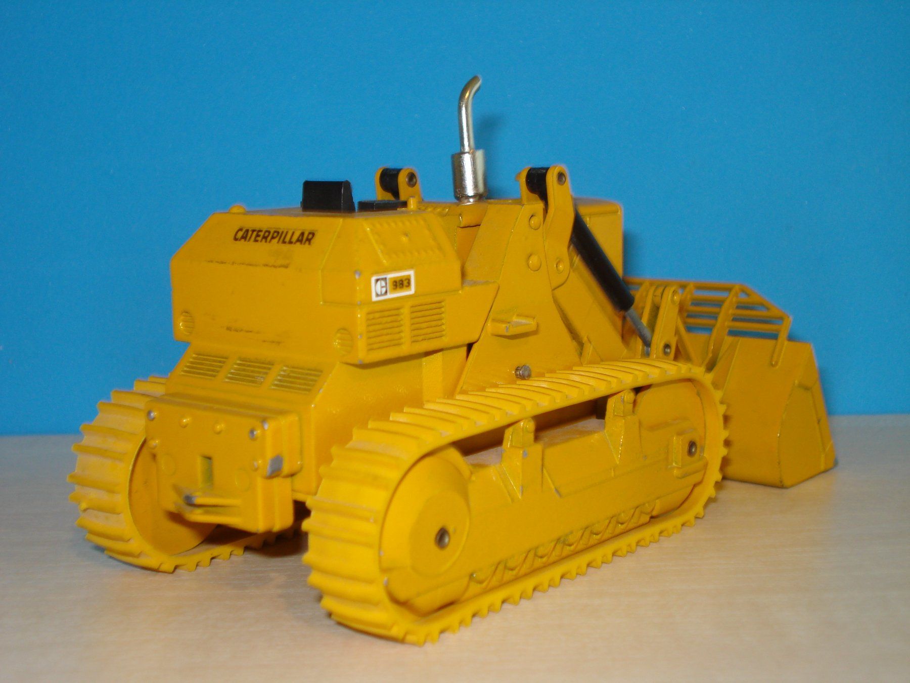 Caterpillar Kit di modellismo & Modellini statici: CAT 983 Raupentrax – Usato da Mitlödi venduto da worker04 3