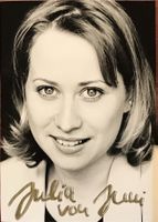 Julia von Juni Autogramm signiert Foto 10x15cm