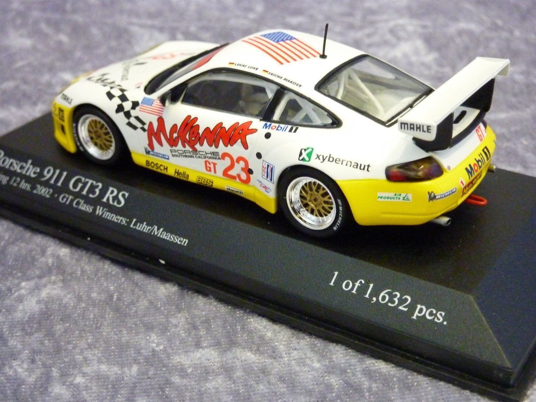 Minichamps Modellini d'auto: Porsche 911 GT3R  1:43 – Nuovo e nell'imballaggio originale da Dürrenäsch venduto da modellautos4you 3