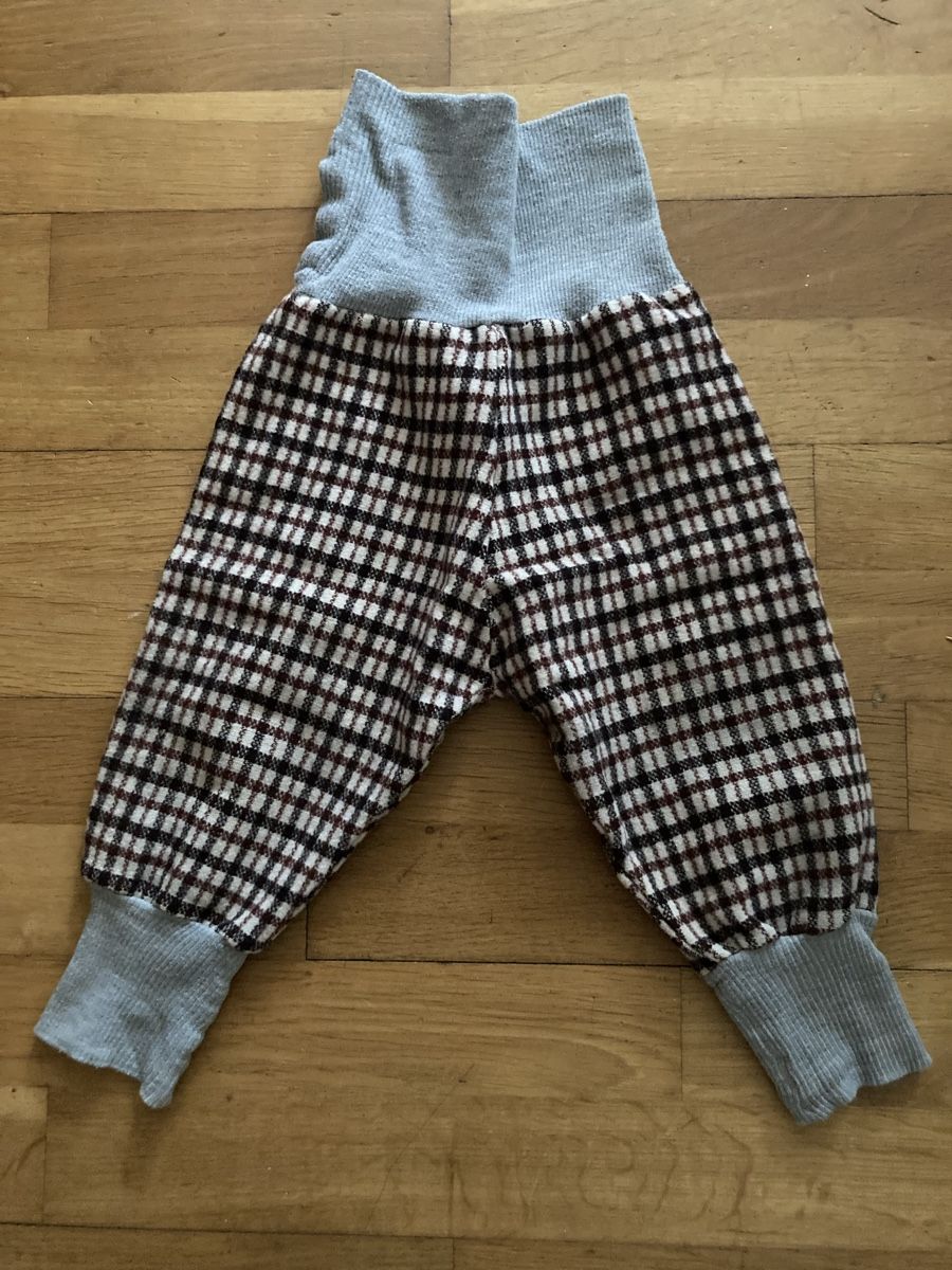 Hosen: Schöne, handgemachte Wollwalkhose – Gebraucht aus Weinfelden von sab_s5d9 1