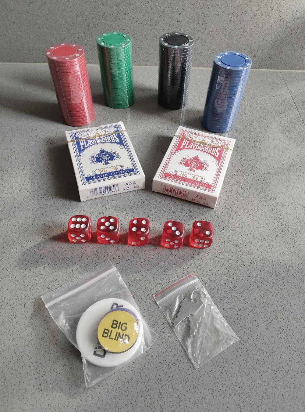 Giochi: POKER - Set NEU - wertig / FALKE – Nuovo e nell'imballaggio originale da Minusio venduto da Todesca 2