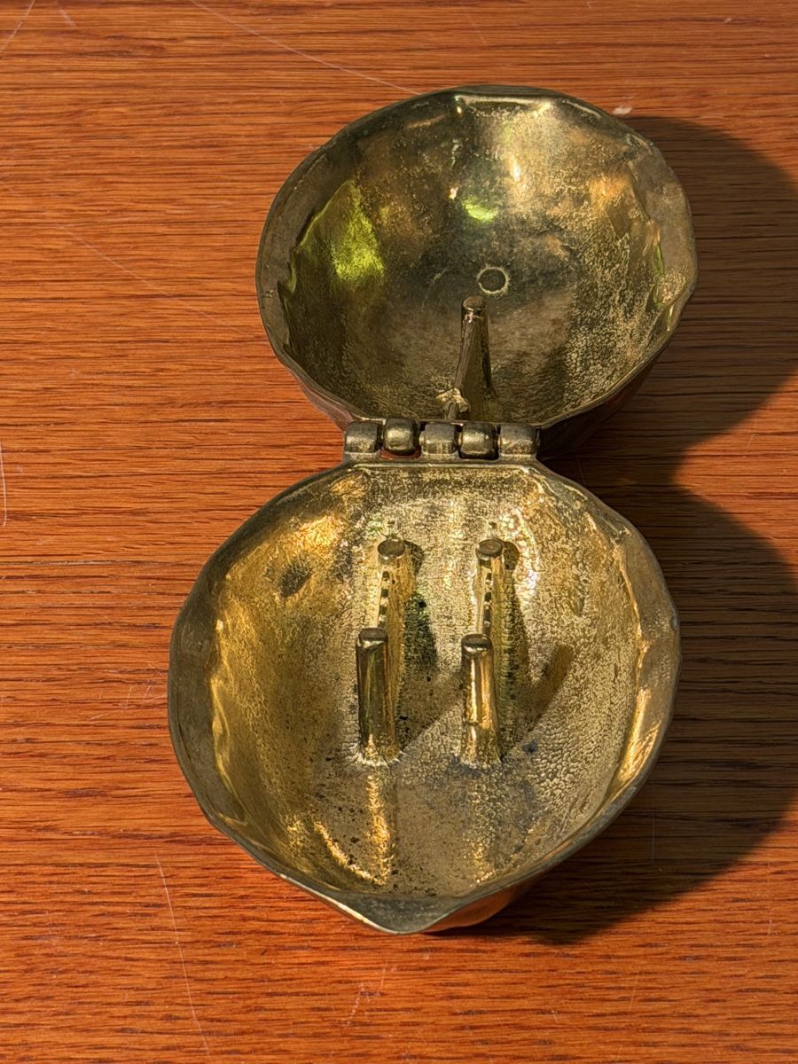 Alle Dekorationen: vintage solid brass nutcracker – Gebraucht aus Lausanne von vas_mbk2 3