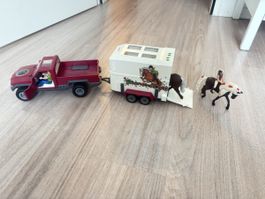 Schleich Jeep mit Pferdeanhänger!!!