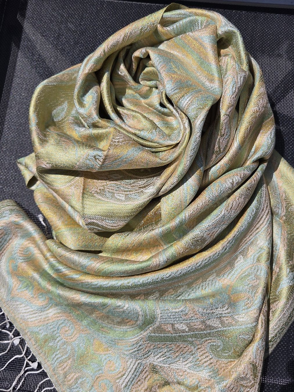 Foulards, Tücher & Schals: Pashmina, Seidenschal gewoben, 55 x 185 – Neu und originalverpackt aus Frauenfeld von Schenken-mit-Herz 1