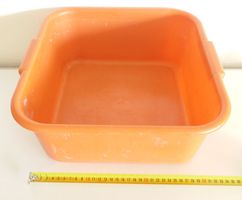 Waschbecken / Plastikbecken / ca. 8 l / eckig / orange