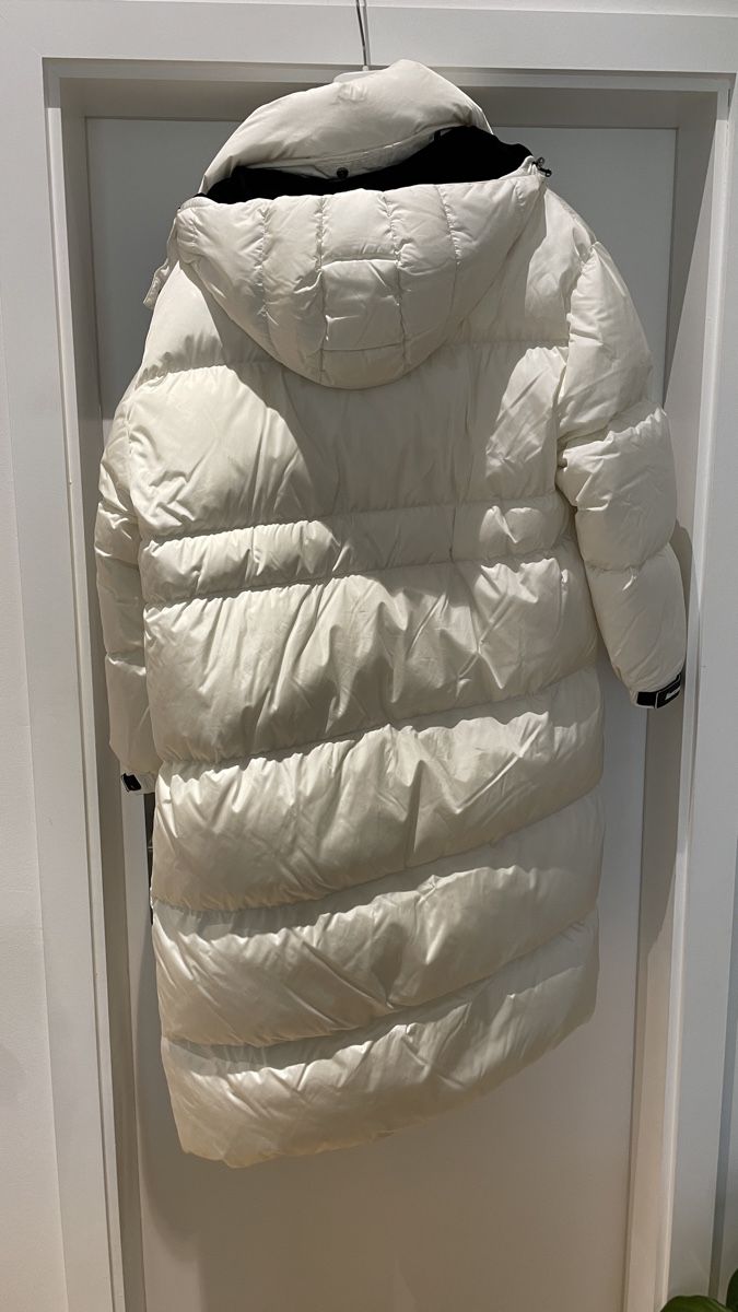 Moncler Giacche: Moncler Winterjacke – Nuovo (secondo la descrizione) da Balgach venduto da DeeKova 7