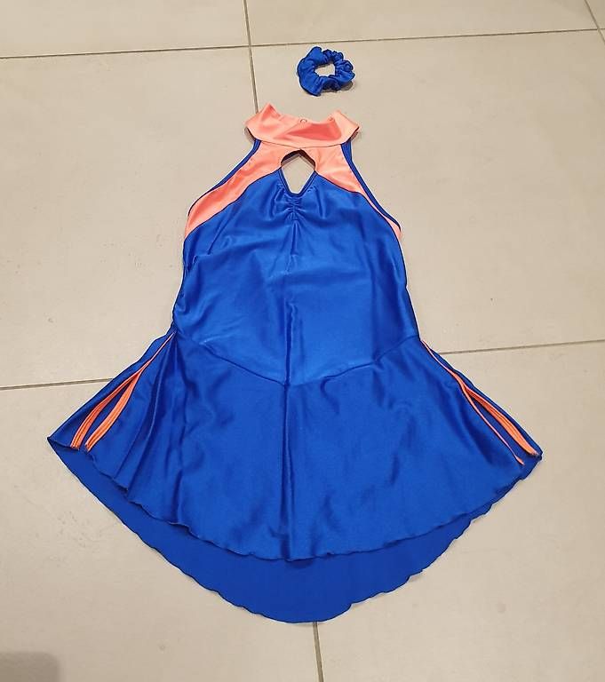 Vestiti: Eislaufkleid Gr. M – Usato da Pfaffhausen venduto da Mnb84