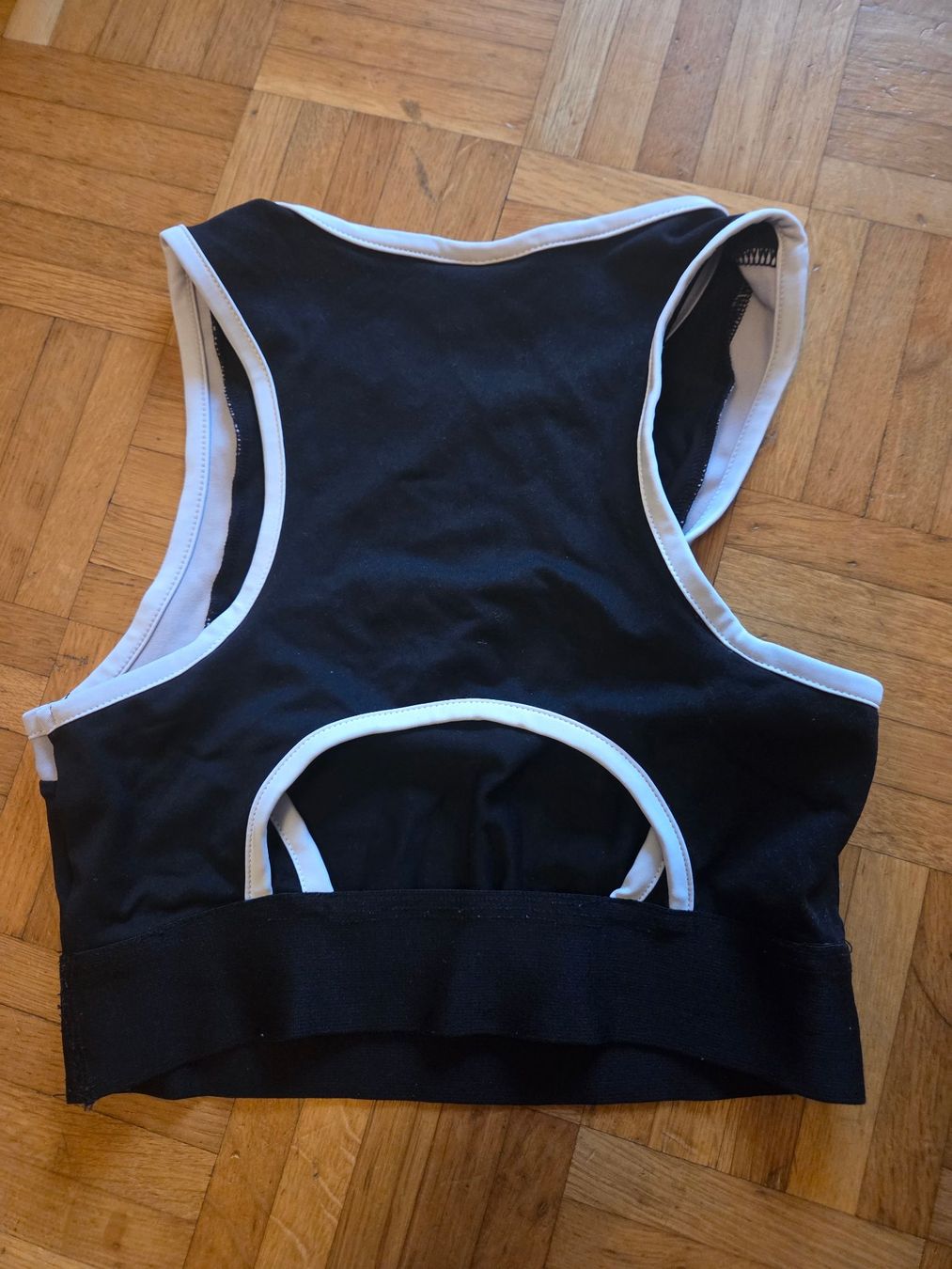 Snipes Blouses, T-shirts & Tops: Snipes Sport-Top Gr. XS – D'occasion à Basel par grandfamily 1