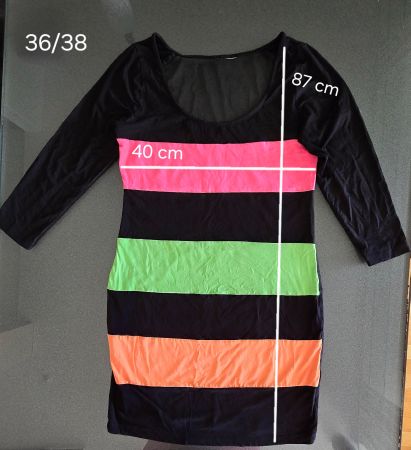 Kleid mit Netz am Rücken