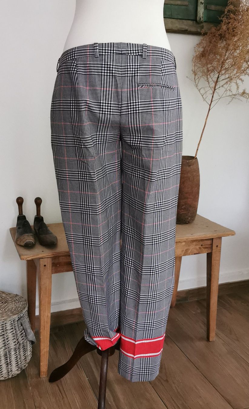 Hugo Boss Pantaloni: Hugo Boss Anzugshose Gr. 40 – Usato da gachnang venduto da tibus1 2