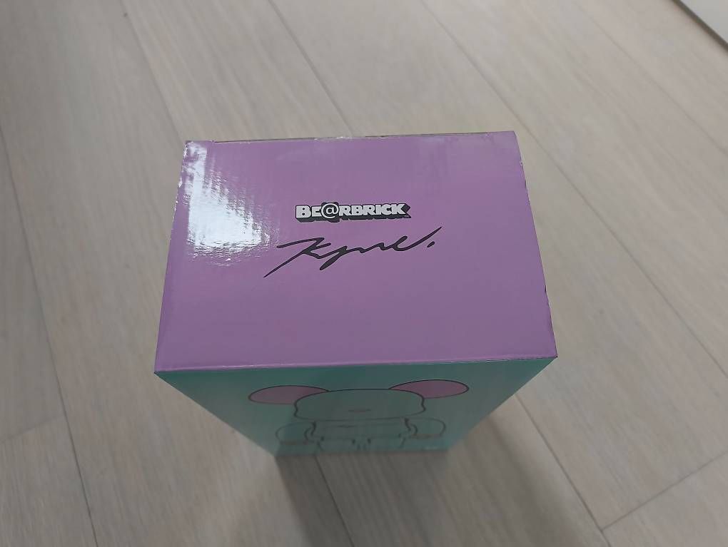 Statuette: Bearbrick Kyne 400% – Usato da Luzern venduto da Pokepas 1