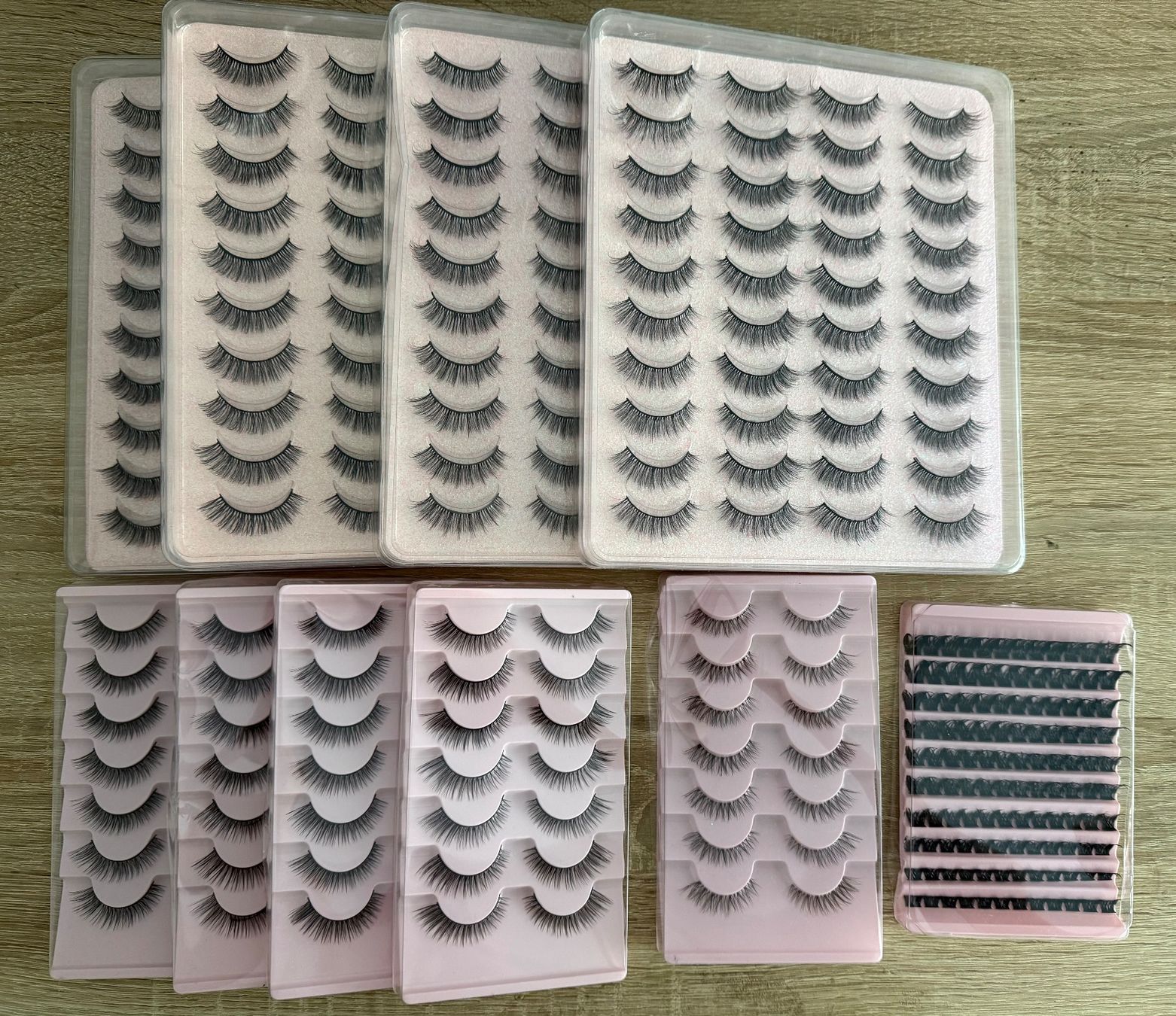 Make-up: Künstliche Wimpern Set – Neu und originalverpackt aus Baar von and_x9gz