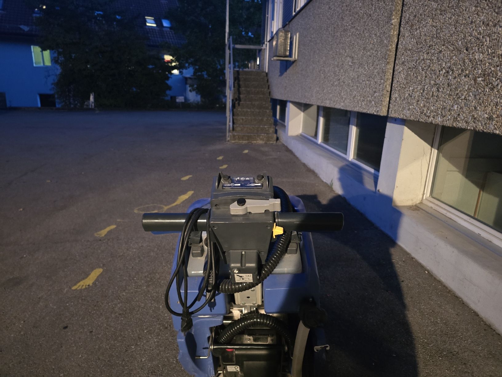 Alle Maschinen: Numatic TTB3450/100S Batarie defekt – Defekt aus Oberengstringen von Flore.76 4