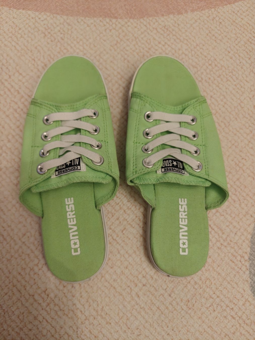 Converse Scarpe da donna: Slippers-36.5size-converse – Usato da Zürich venduto da Romulus4Remus