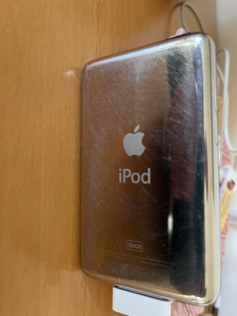 Apple Lecteur media portable: IPod Classic schwarz 160 GB – D'occasion à Romanshorn par Apfelschuss 1