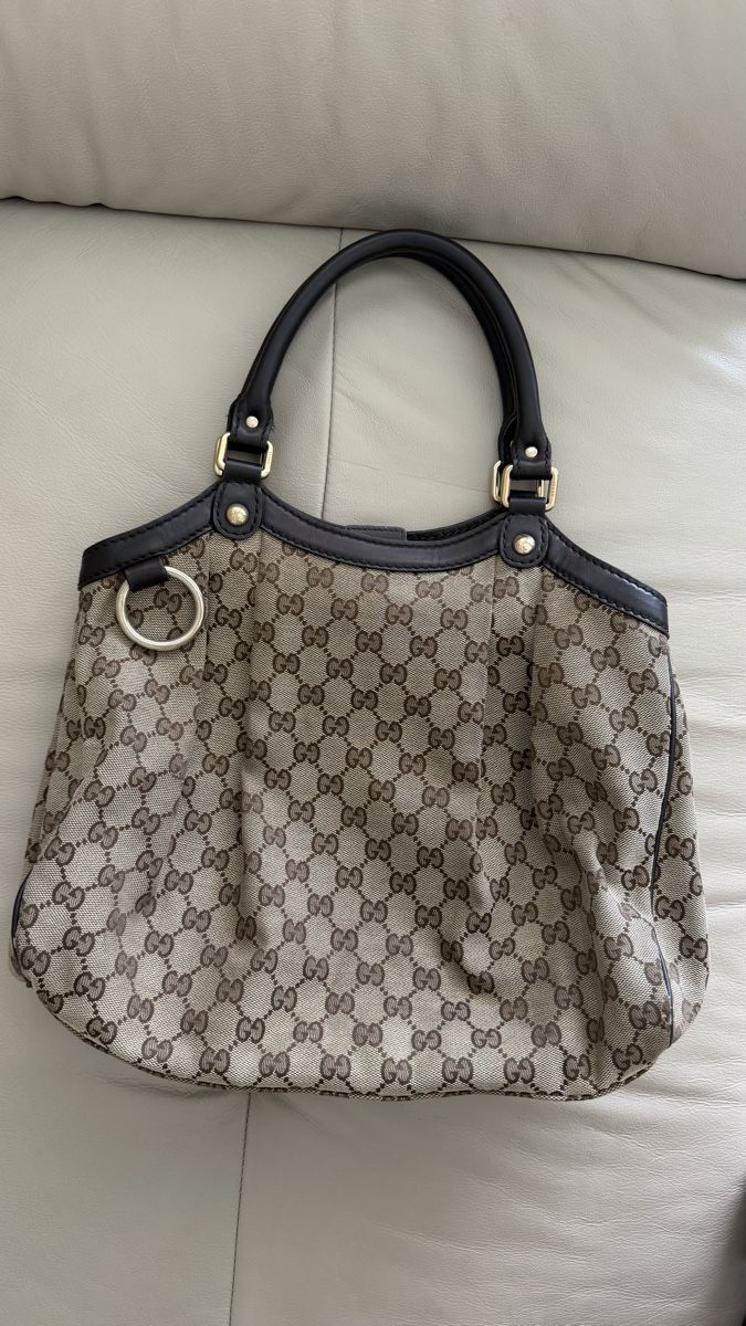 Gucci Borse da donna: Sac à main Gucci en toile GG – Usato da Mont-sur-Lausanne venduto da summerblue