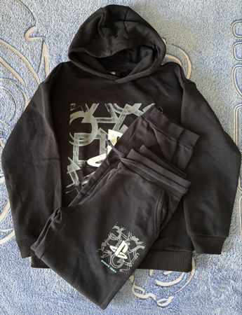 PLAYSTATION Hoodies und Jogginghose schwarz Grösse 146