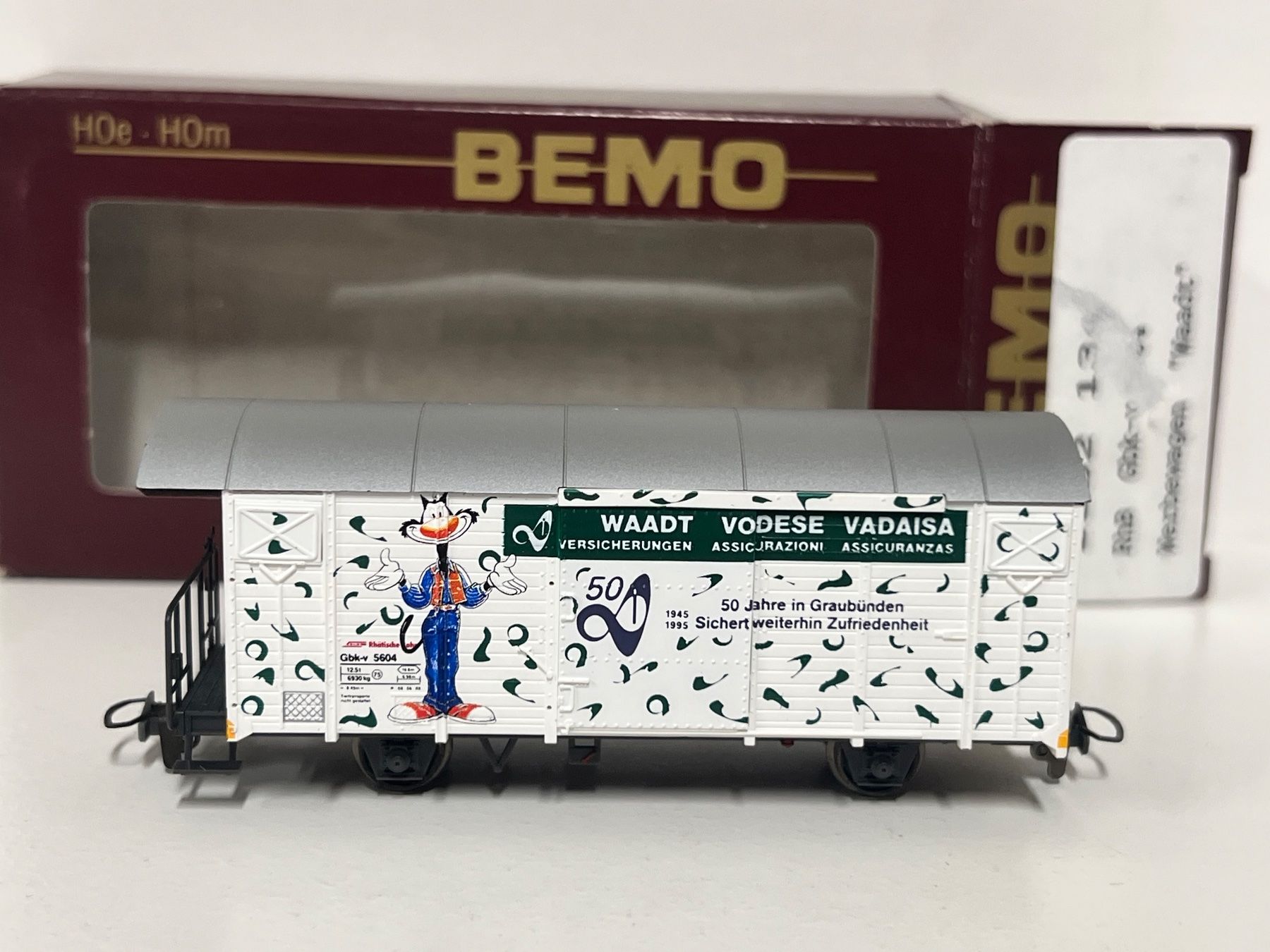 Bemo Modellini di ferrovie: Bemo RhB Werbewagen  "Waadt" – Nuovo e nell'imballaggio originale da Geroldswil venduto da TopTrain54 1