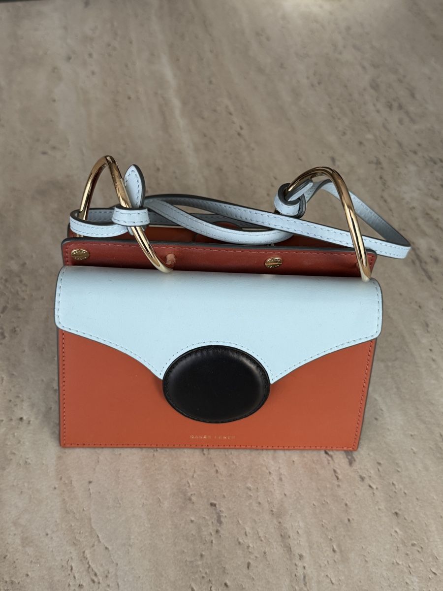 Borse da donna: DENSE LENTE LEDER TASCHE – Usato da Oberglatt ZH venduto da Lune_t