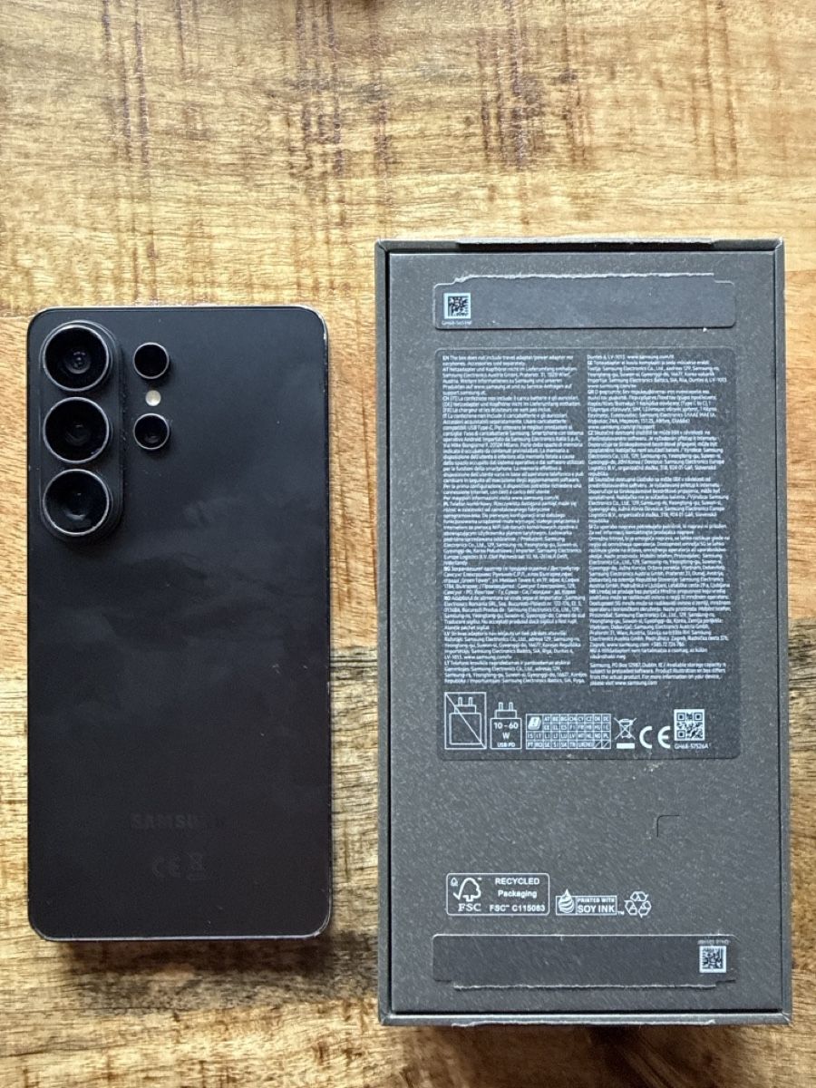 Samsung Telefoni cellulari / Smartphones: Samsung Galaxy S26 Ultra 500 g – Usato da Diessenhofen venduto da rze_7ty8 1