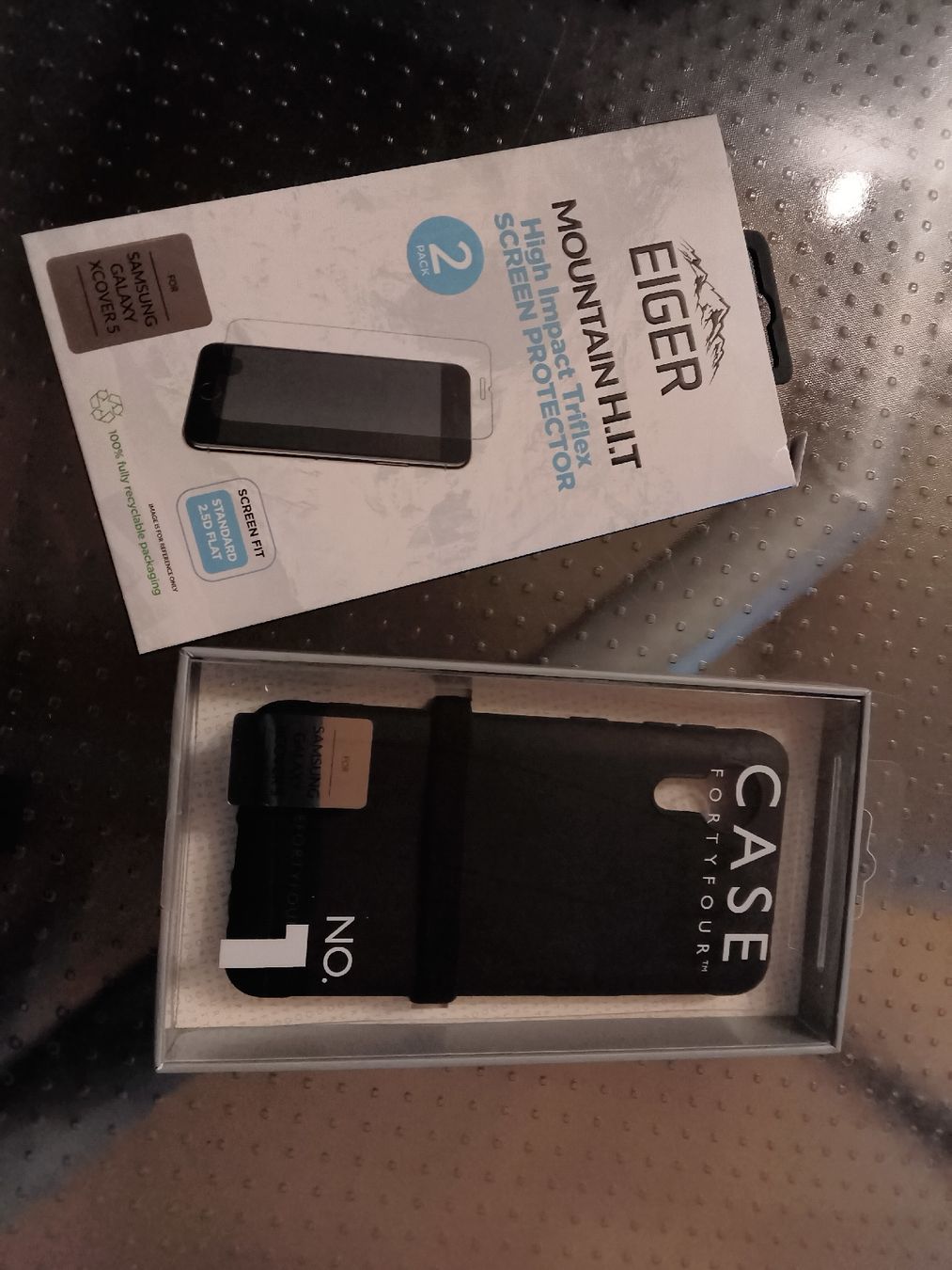 Motorola Cover & Protezioni schermo: Natelhüllen Motorola / Samsung – Nuovo e nell'imballaggio originale da Ormalingen venduto da Adi811