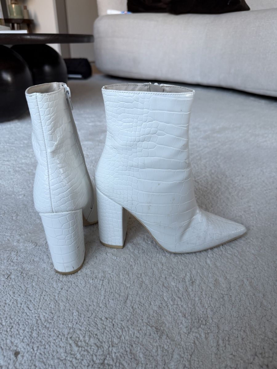 Scarpe da donna: White Ankle Boots, Size 36 – Usato da Dübendorf venduto da ilianalou 2