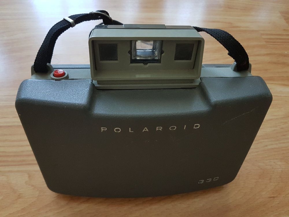 Appareil Photo Vintage Polaroid 330 Land Camera – Occasion – Fonctionnel