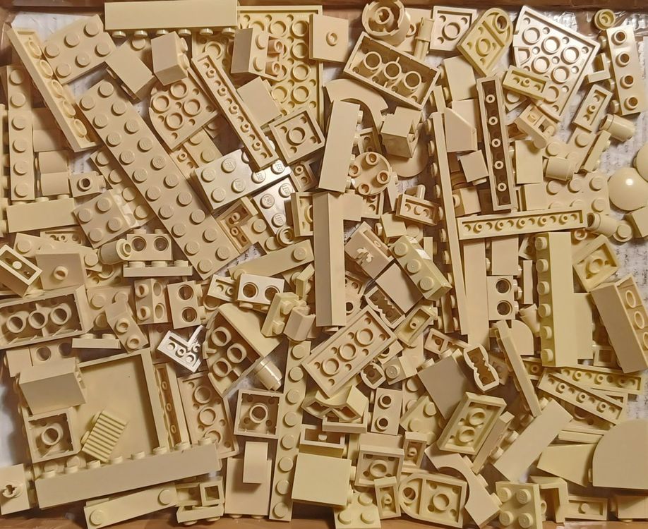 LEGO 180 Verschiedene Beige Teile D89 (Gebraucht) in Morges für CHF 18