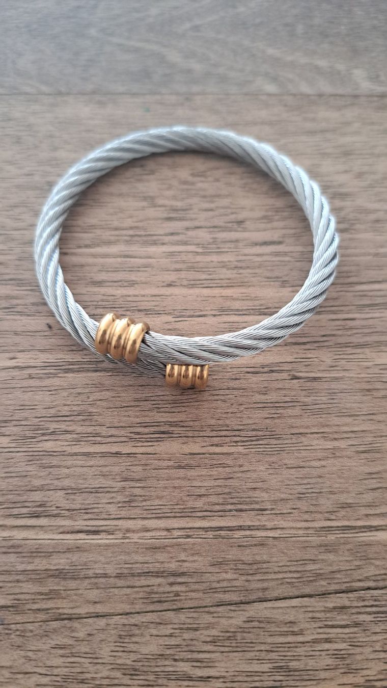 Armbänder & -reifen: bracelet câble bouts dorés – Neu (gemäss Beschreibung) aus Chêne-Bourg von n4r_7kyb