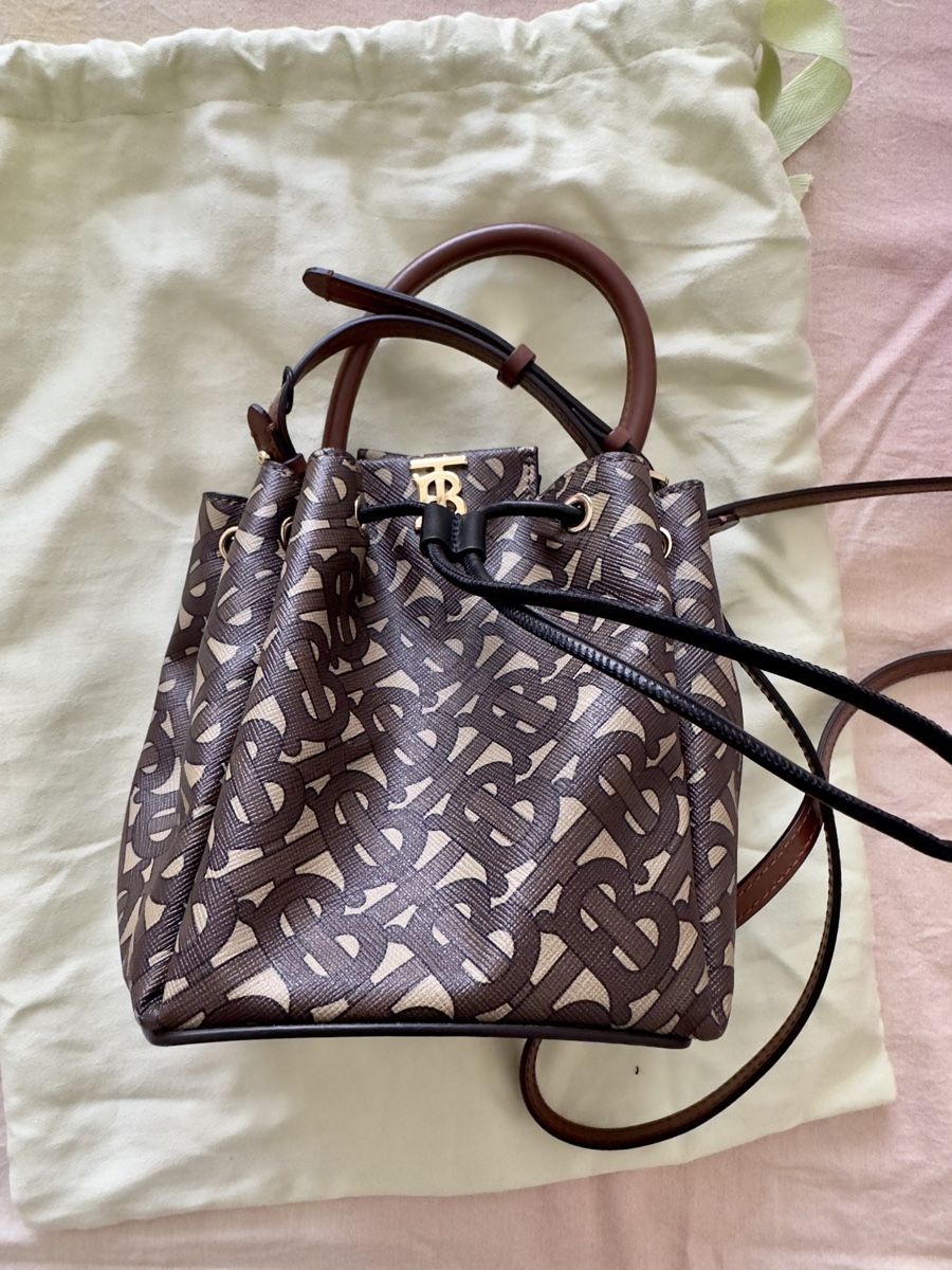 Burberry Borse da donna: Burberry mini bucket Tasche – Nuovo e nell'imballaggio originale da Wohlen AG venduto da rol_8r5l 7