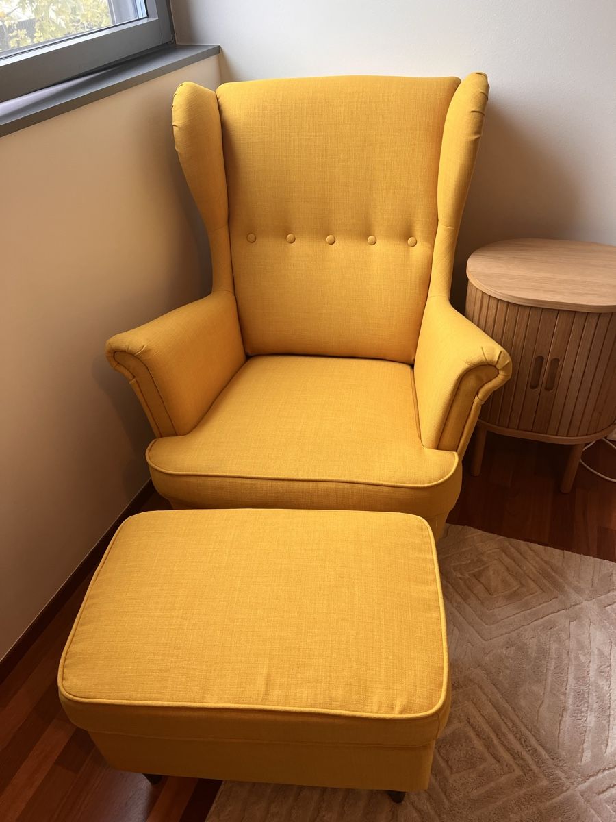Ikea Poltrone: IKEA STRANDMON Sessel mit Hocker – Gelb – Usato da Winterthur venduto da olga221 3