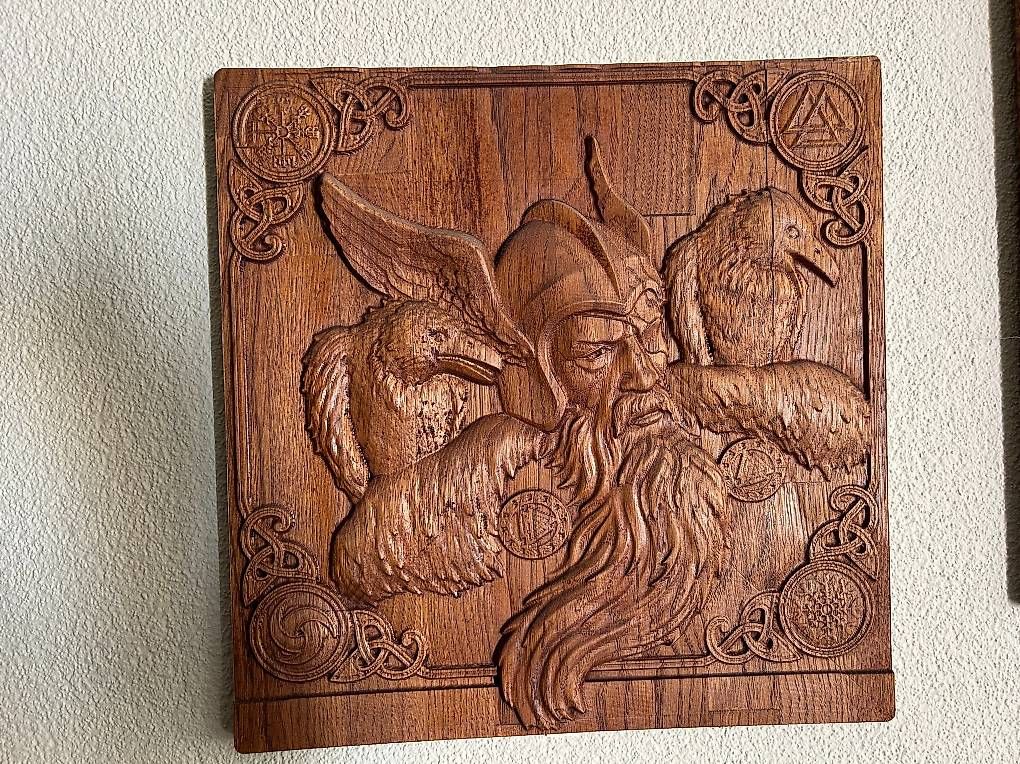 Articoli in legno: Holzreliefs Wikinger/Keltisch 3er-Set, Eiche – Usato da Gümligen venduto da ESCreativwork