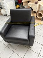 Schwarzer Ledersessel, guter Zustand, kaum gebraucht!