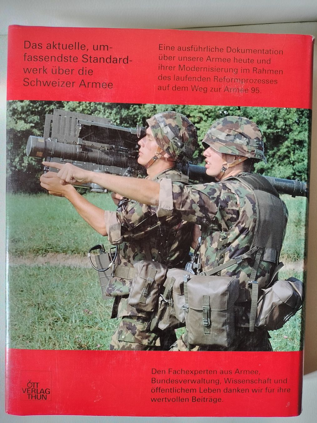 Bücher: Schweizer Armee Militär Buch 1992 – Gebraucht aus Schwanden Sigrisw von len_9yqg 1