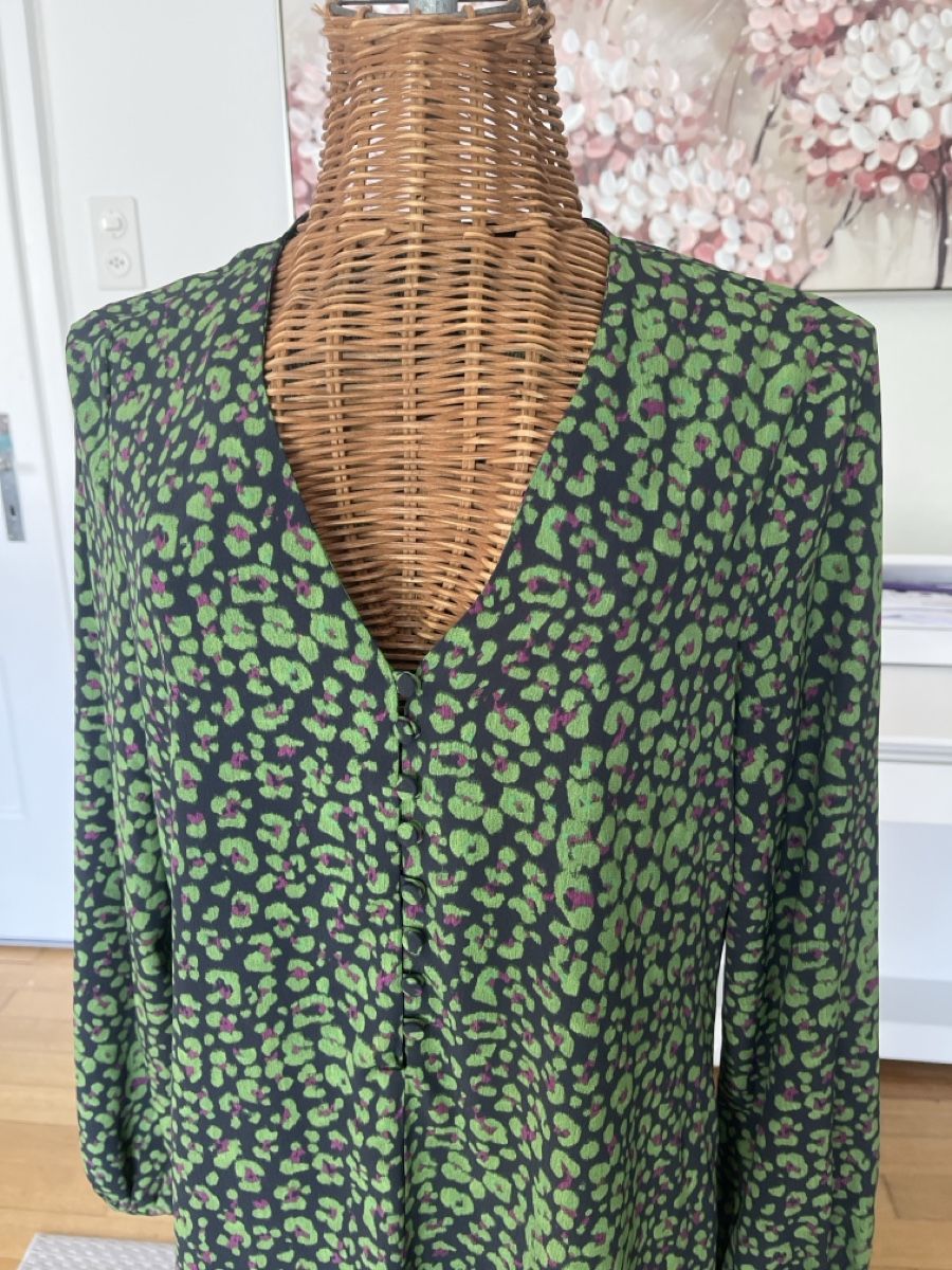 Vestiti: Grünes Kleid mit Muster, 38 – Usato da Solothurn venduto da Bobesch08 1