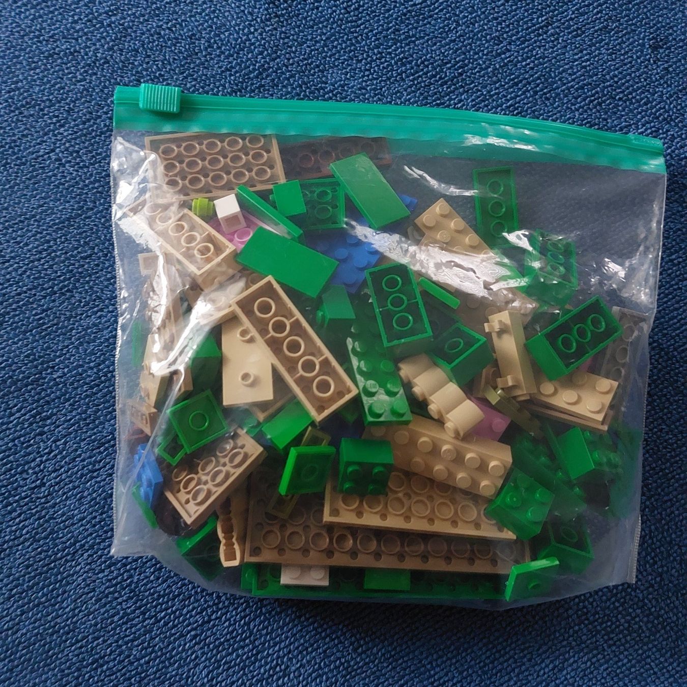 Lego Baukästen: LEGO 21254 – Gebraucht aus Uetikon am See von Peter_von_Lanthen 2
