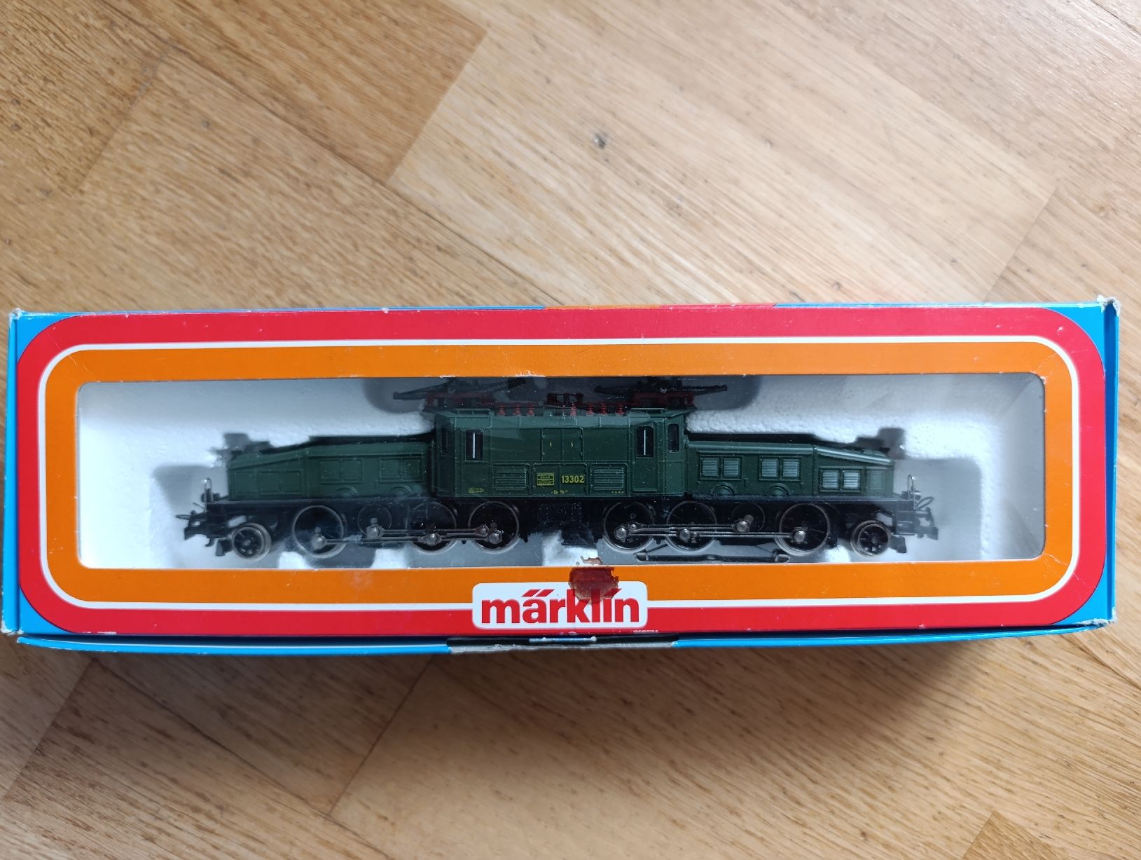 Märklin Modellini di ferrovie: Märklin Sammlung – Nuovo (secondo la descrizione) da Busswil BE venduto da Busswil 1