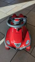 Rotes Bobby Car mit Flüsterrädern