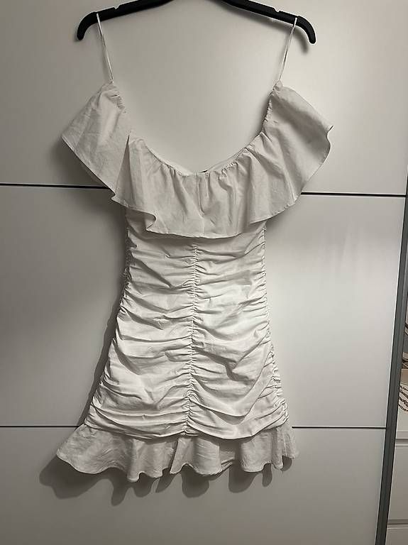 Zara Vestiti: Zara Kleid – Nuovo (secondo la descrizione) da Dübendorf venduto da fadrinli 1