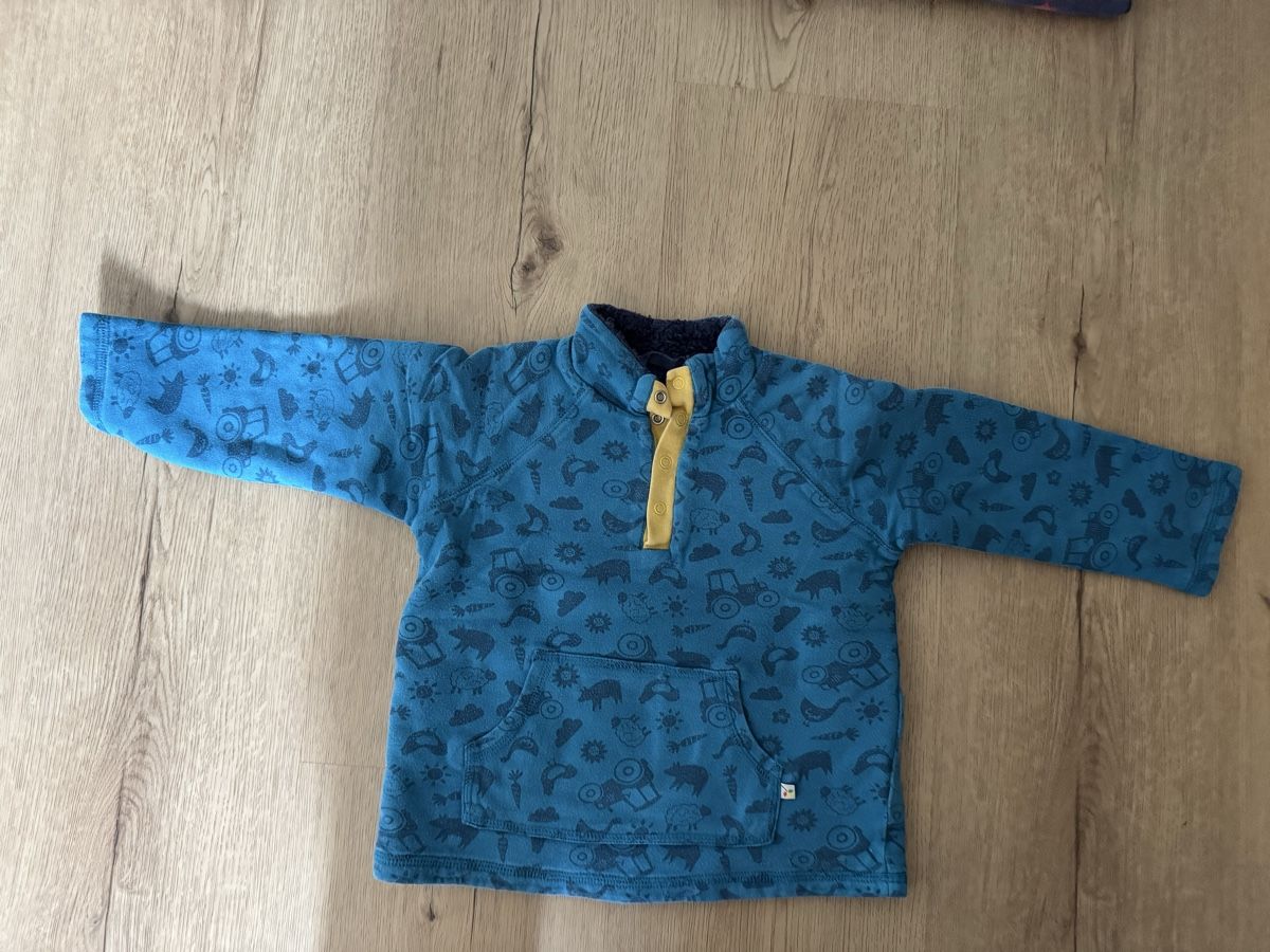 Frugi Maglioni & Felpe: Frugi Bauernhof 104 – Usato da Allschwil venduto da KYJS