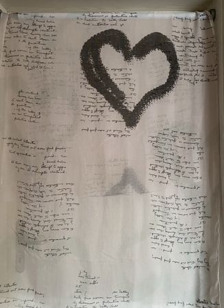 Schal mit Herz & Schriftzug wie NEU