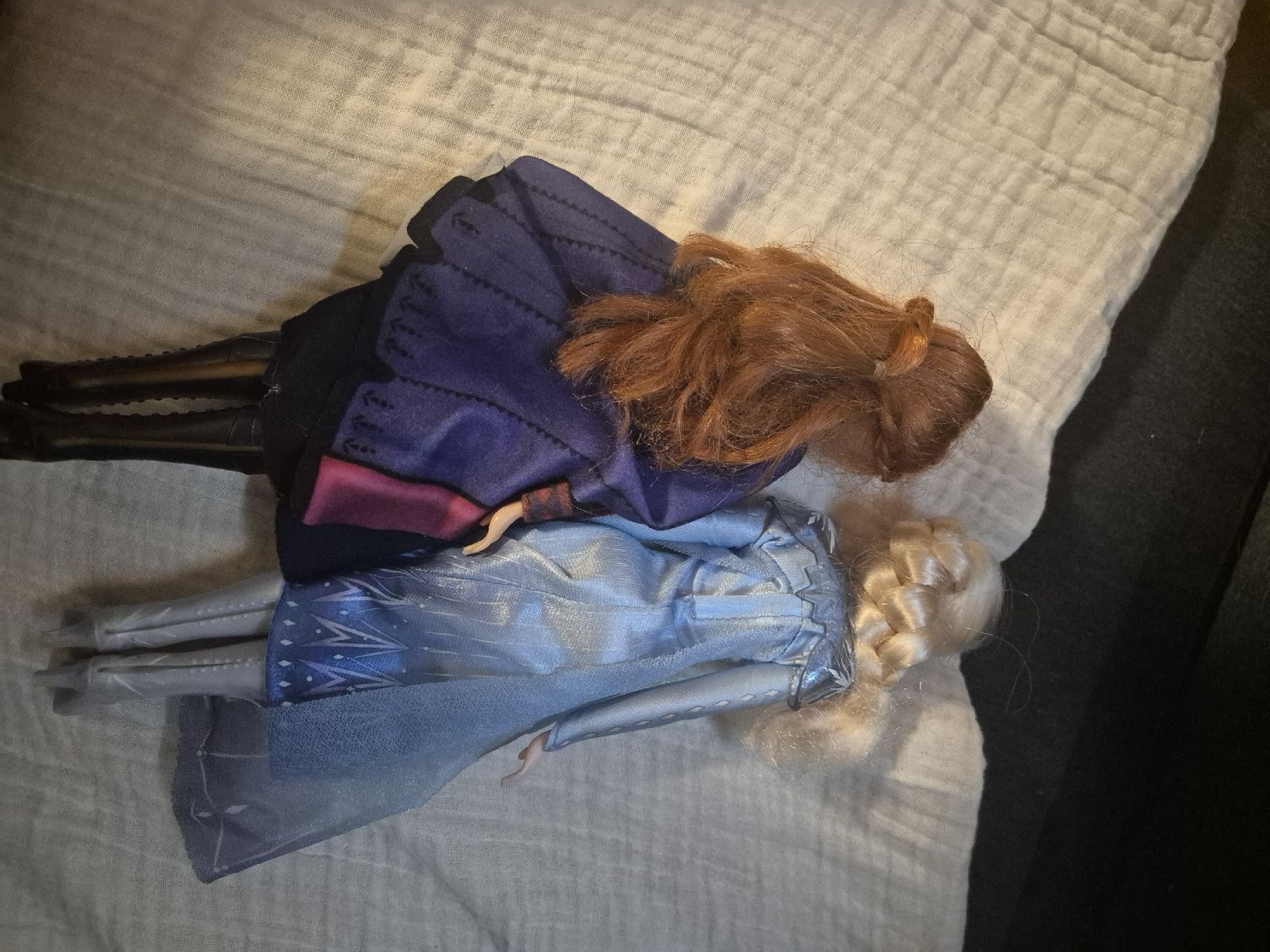 Bambole: Elsa & Anna Barbie – Usato da Zürich venduto da mar_h988 1