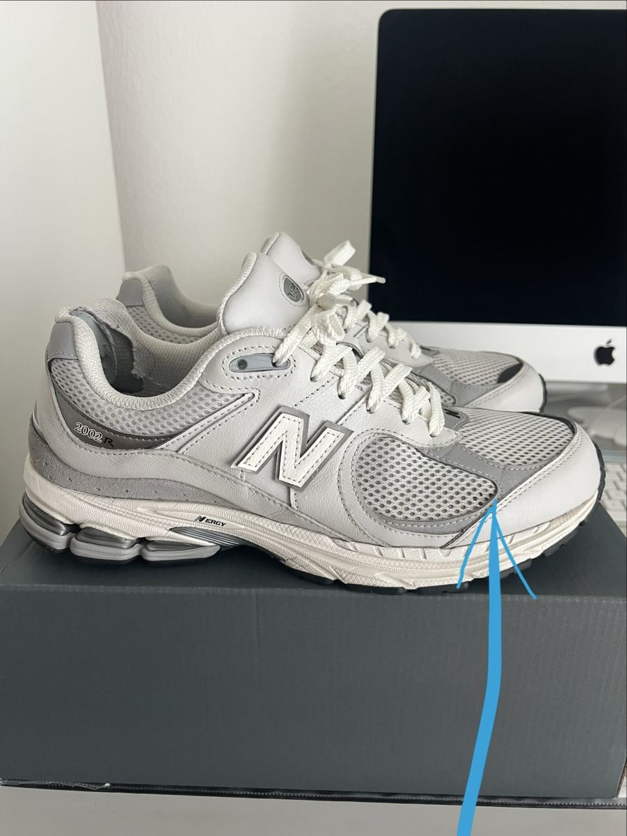 New Balance Herrenschuhe: New Balance 2002R – Gebraucht aus Lausanne von luciano_RIC1 1