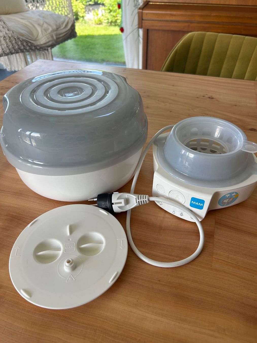 Pasti del neonato: MAM Sterilisator & Flaschenwärmer – Usato da Kaltbrunn venduto da lagone1