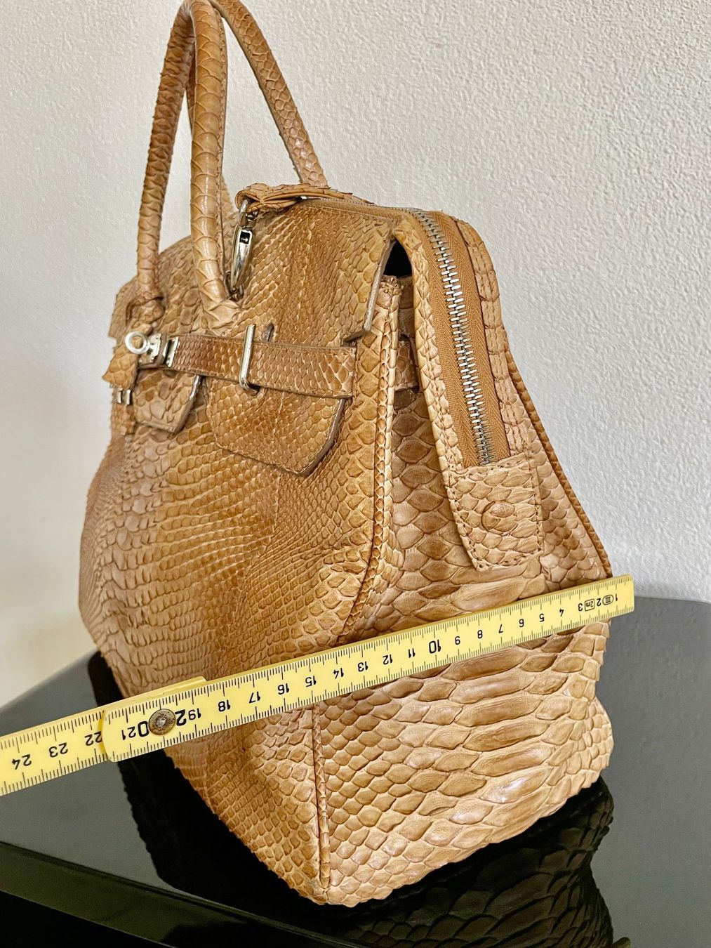 Borse da donna: Donna Elissa Milano Lederhandtasche – Usato da Richterswil venduto da Prangins9 7