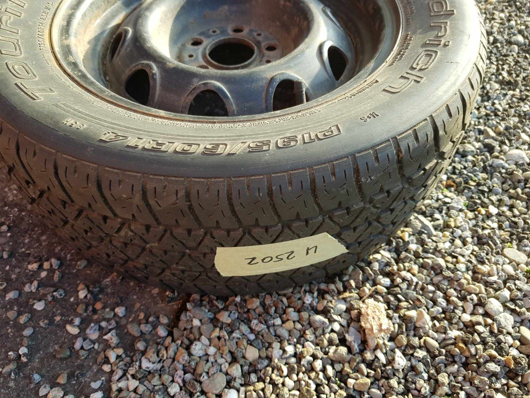 Chrysler Pneus & Kompletträder: 1 Rad Chrysler Mopar  kl. Lochkreis – Gebraucht aus Niedergösgen von usc_9sk7 1