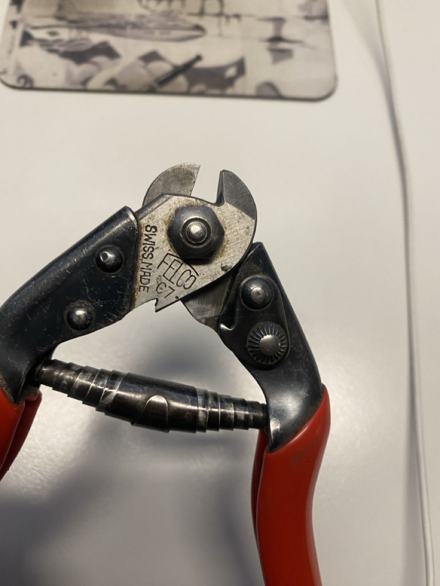 Felco Tutti gli attrezzi: Felco Bolzenschneider ab 1.- – Usato da Wabern venduto da HK-Design 2